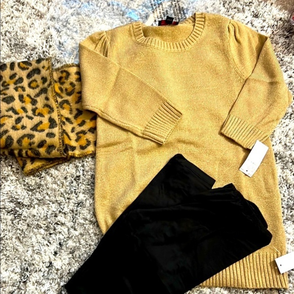 IZ Byer Girls three-piece outfits sweater, tights, scarf sz L 14 NWT